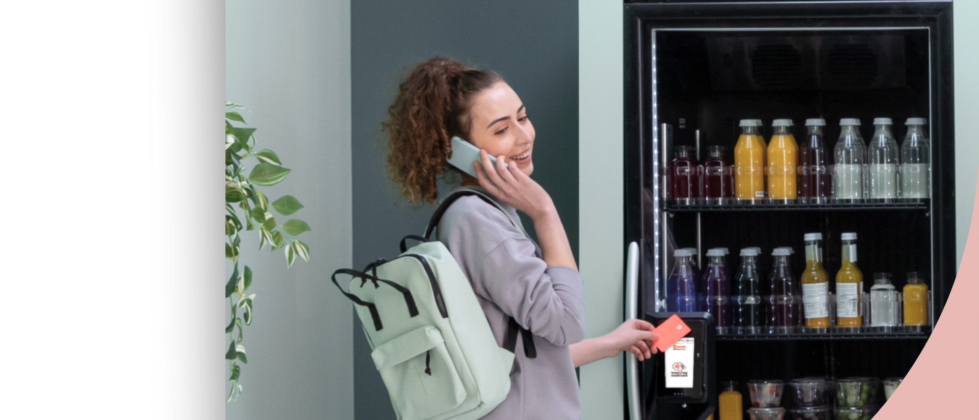 How Smart Coolers can Benefit Hotel and Multifamily Lobbies